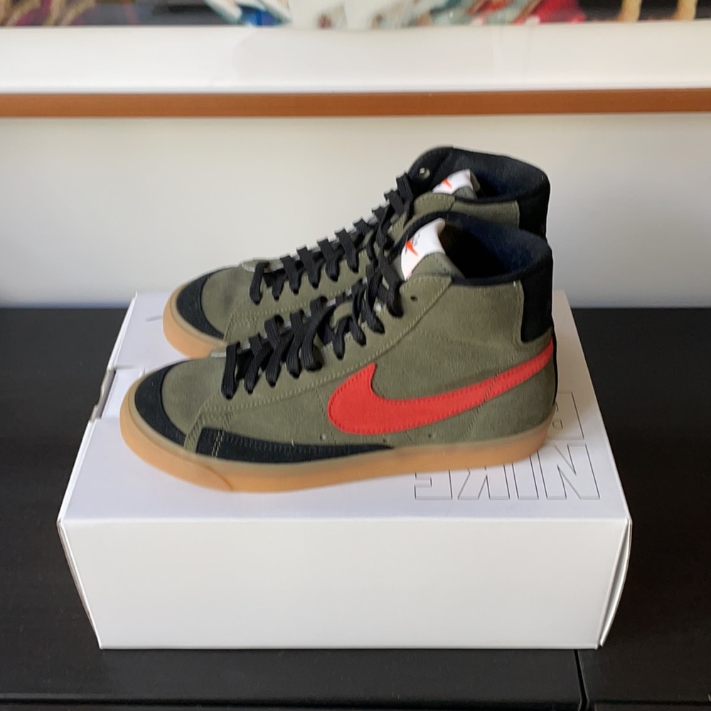 NIB Nike by You custom suede Blazer